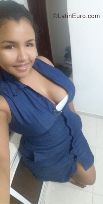 Date this funny Colombia girl Nered from Barranquilla CO21588