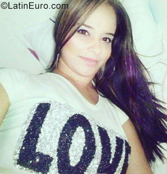 Date this passionate Colombia girl Paola andrea from Medellin CO21629