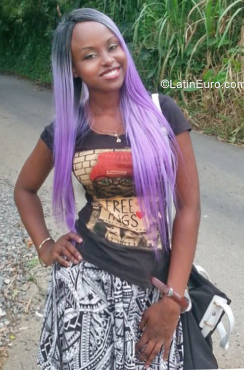 Date this happy Jamaica girl Tani from Portland JM2547