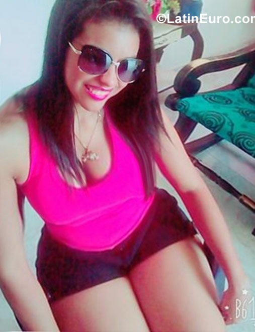 Date this stunning Colombia girl Stefany patricia from Cartagena CO21737