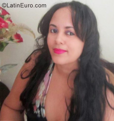 Date this beautiful Dominican Republic girl Patricia from Santiago DO29283