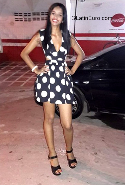 Date this young Colombia girl Kelly from Barranquilla CO23314