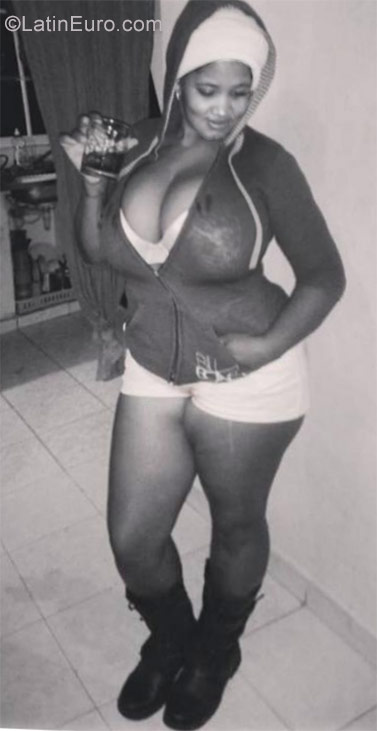 Date this lovely Dominican Republic girl Ana from Santo Domingo DO29383