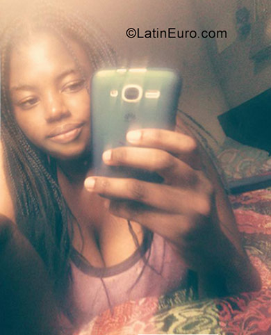Date this pretty Colombia girl Cindi from Cali CO22016