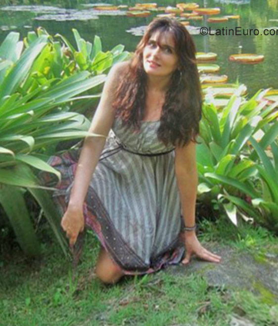 Date this exotic Brazil girl Maria Aparecida from Rio De Janeiro BR10176