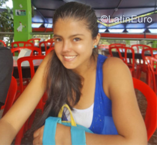 Date this exotic Colombia girl Ana maria from Ibague CO22075