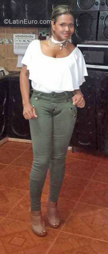 Date this young Colombia girl Johannita jay from San Andres Isla CO22126