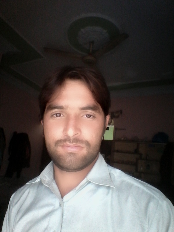 Date this lovely Pakistan man Shahzad from Multan PK120