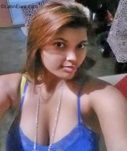 Date this young Dominican Republic girl Rosa Perez from Santo Domingo DO30256
