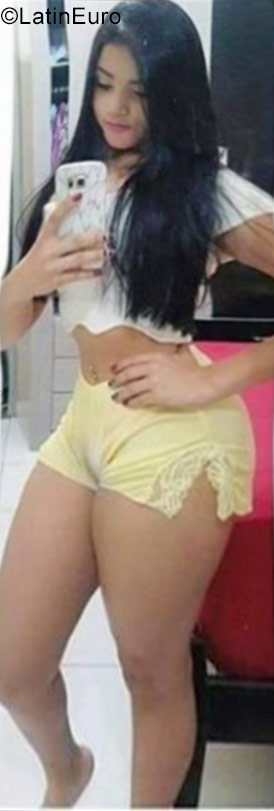 Date this happy Brazil girl Talita from Recife BR10270