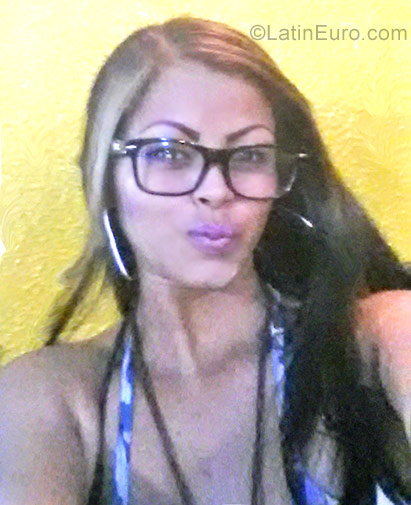 Date this gorgeous Venezuela girl Kimberlin from Agua Fria VE969