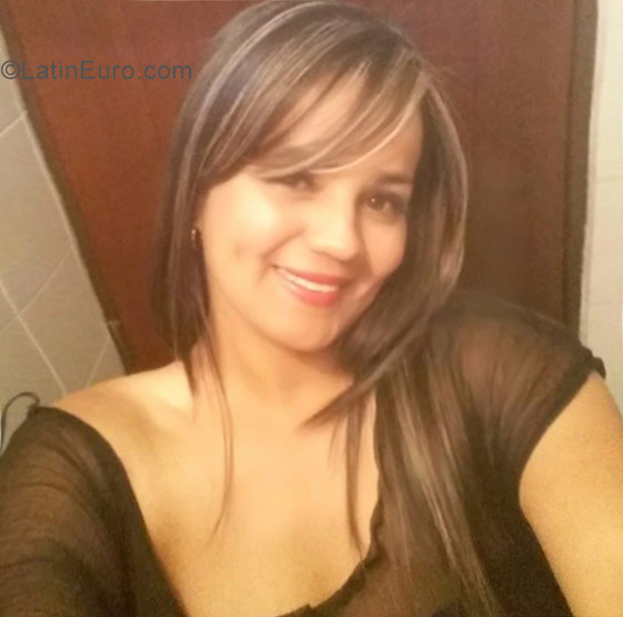 Date this exotic Colombia girl Tatiana from Medellin CO22588