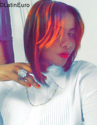 Date this foxy Dominican Republic girl Yafrely from Santo Domingo DO30548