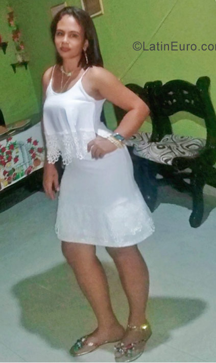 Date this cute Colombia girl Sandi from Valledupar CO22613