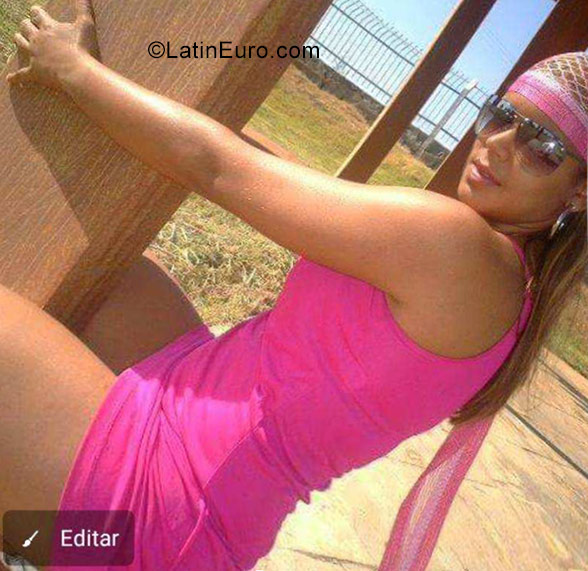 Date this funny Brazil girl Aline from Petrolina BR10338