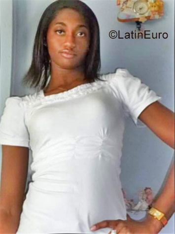 Date this delightful Ecuador girl Diana from Quito - Ibarra EC220