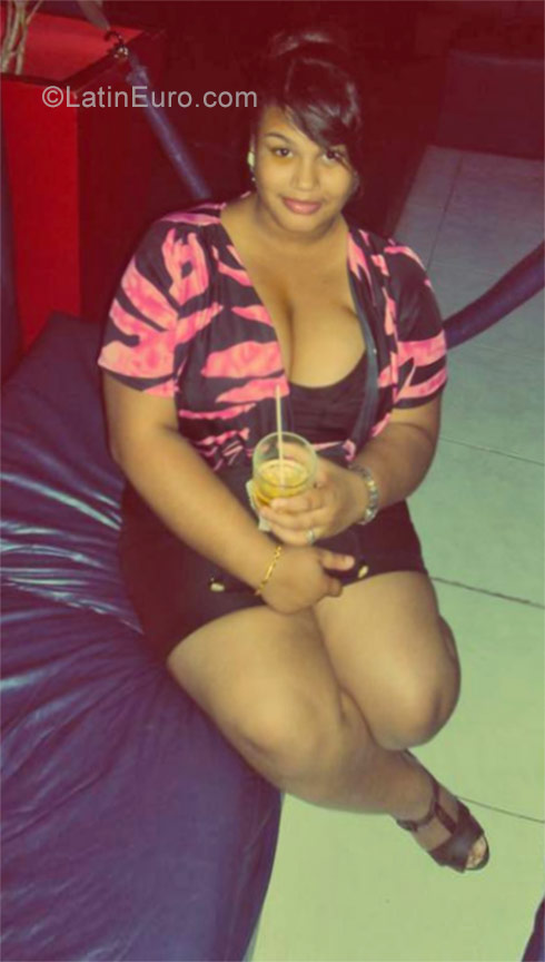 Date this attractive Dominican Republic girl Jessica from Puerto Plata DO30758