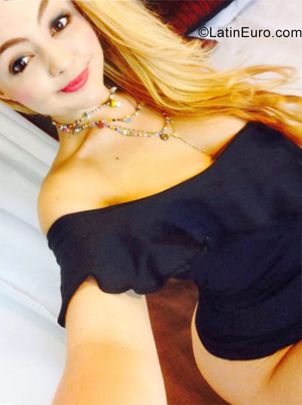 Date this passionate Colombia girl Camila from Medellin CO22923