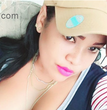 Date this happy Dominican Republic girl Janerys from Santo Domingo DO30989