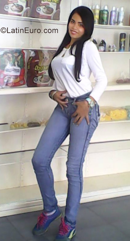 Date this attractive Venezuela girl Rody from Anaco VE1229