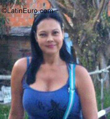 Date this gorgeous Colombia girl Yaneth from Medellin CO23065