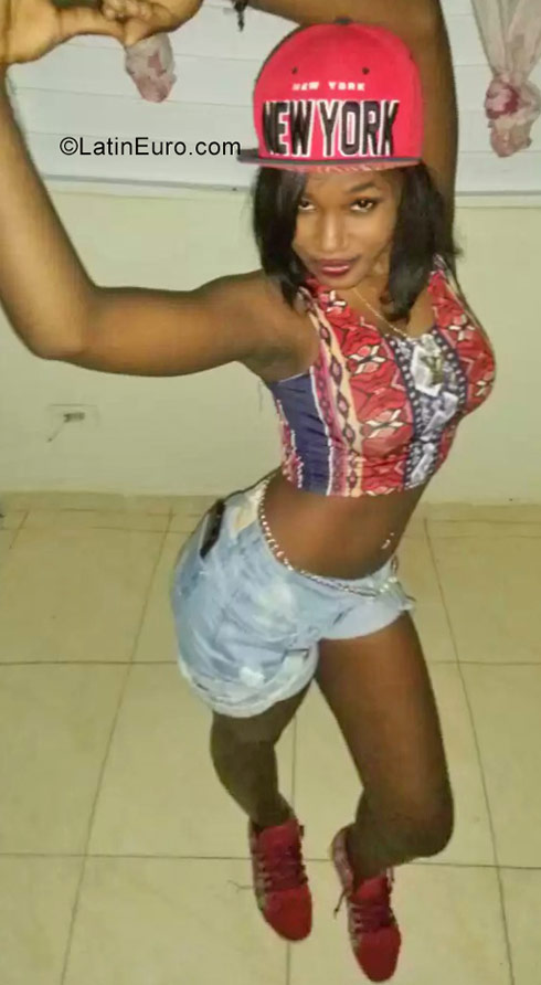 Date this stunning Chile girl Kense from San felipe HT86