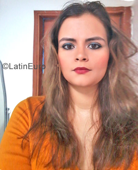 Date this funny Colombia girl Luna from Medellín CO23139