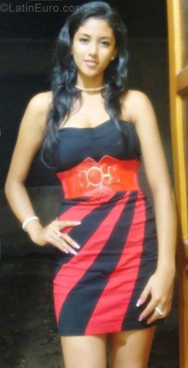 Date this foxy Venezuela girl Maria from Barquisimeto VE1279