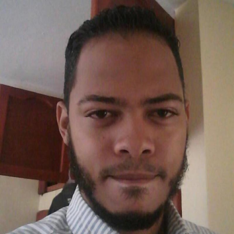 Date this happy Dominican Republic man Miguel from Santo Domingo DO31270