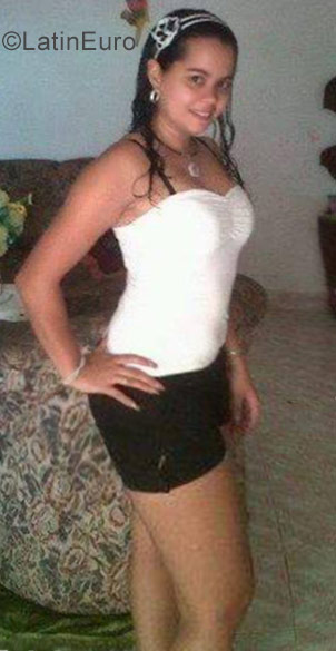 Date this hot Venezuela girl Rilianyis from Carupano VE1281