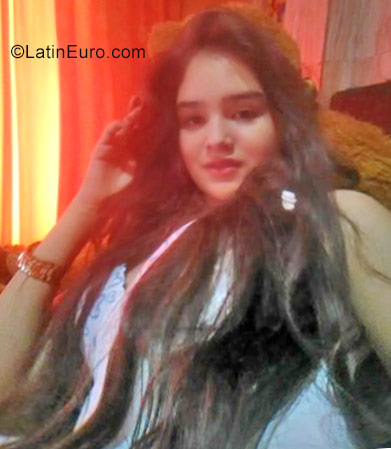 Date this beautiful Colombia girl Valentina from Santa rosa de cabal CO23187