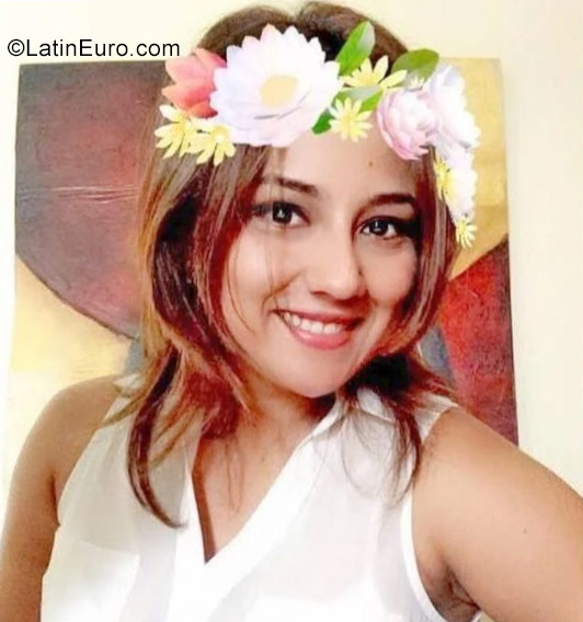 Date this attractive Panama girl Denise from Panama City PA1289