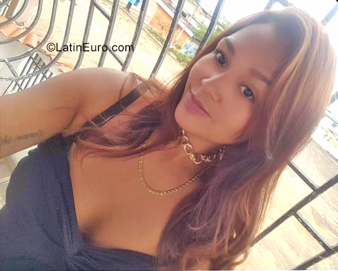 Date this sultry Venezuela girl Cris from Ciudad Guayana VE1319