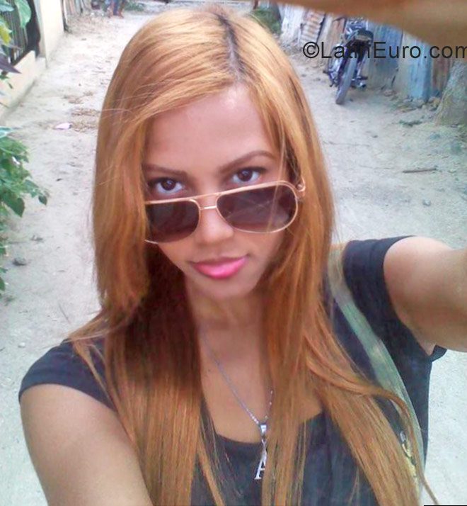 Date this sensual Dominican Republic girl Diomaira from Higuey DO31641