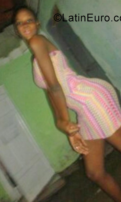Date this gorgeous Dominican Republic girl Janette from Santo Domingo DO31766