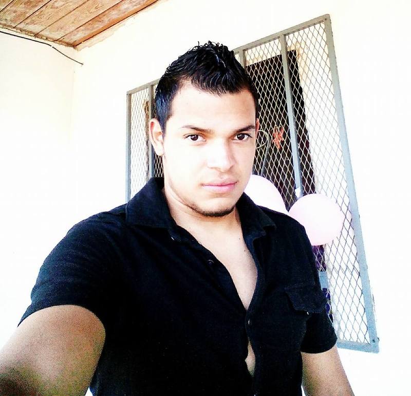 Date this pretty Honduras man Antonio Reyes from Tegucigalpa HN2704