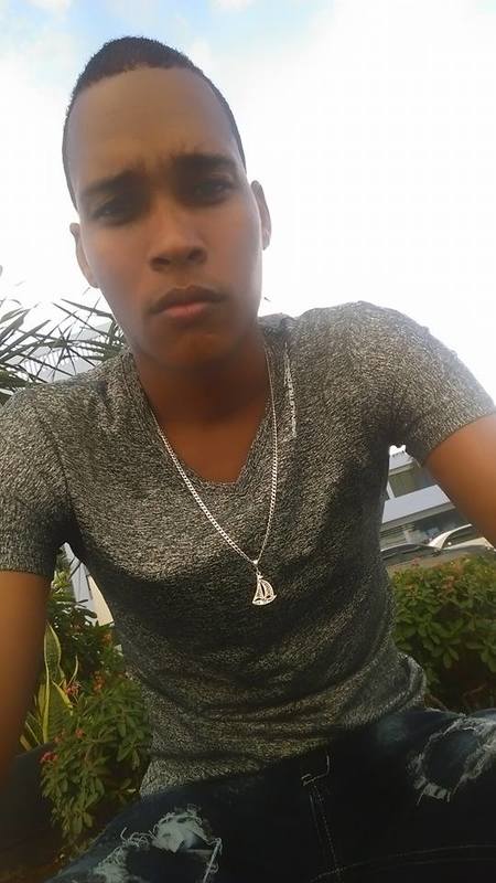 Date this georgeous Dominican Republic man Angel from España DO37534