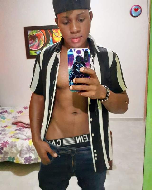 Date this sensual Colombia man Andy palacios from Medellin CO27912