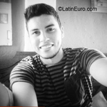 cute Colombia man Carlos from Bogota CO27991