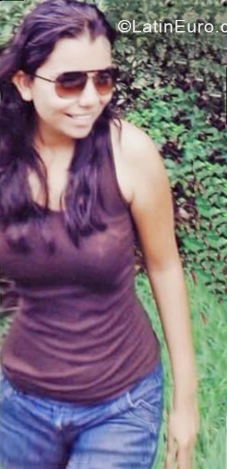 Date this nice looking Mexico girl Lupita from Monterrey MX2387