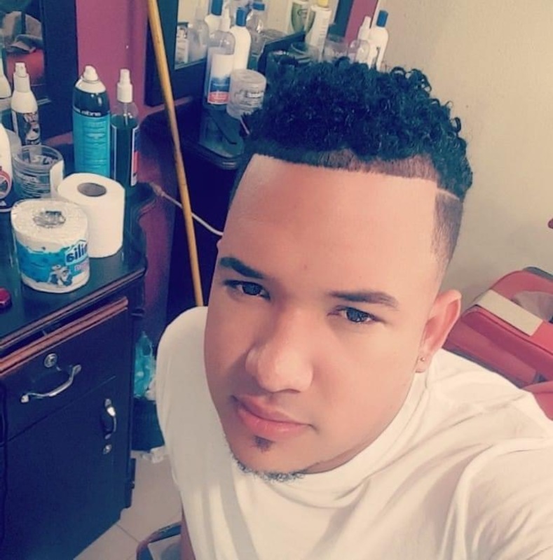 Date this good-looking Dominican Republic man Reymond from Mao DO40508
