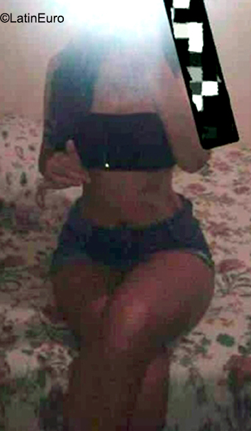 Date this beautiful Paraguay girl Noemi from Asuncion PY71