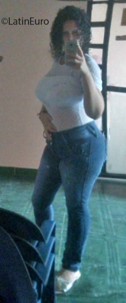 Date this delightful Colombia girl Barbara from Cúcuta CO31829