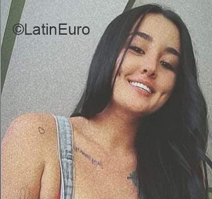 Date this passionate Colombia girl Laura from Pereira CO31867