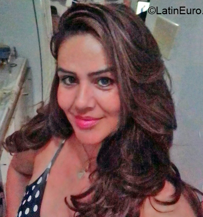 Date this nice looking Brazil girl LUCIANE from Porto Alegre BR12163