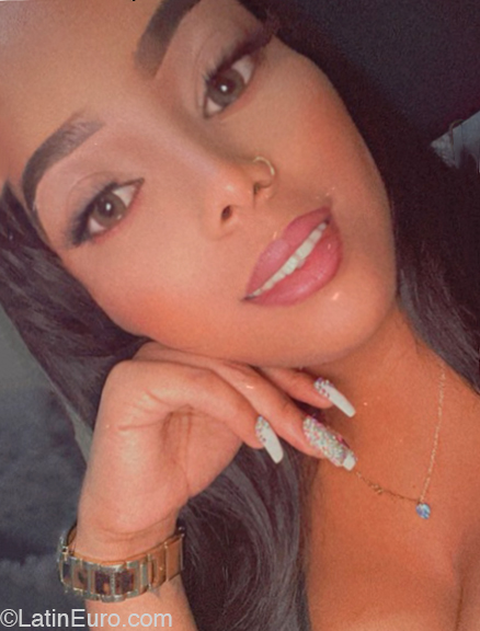 Date this lovely Dominican Republic girl Julia from Santo Domingo DO41149