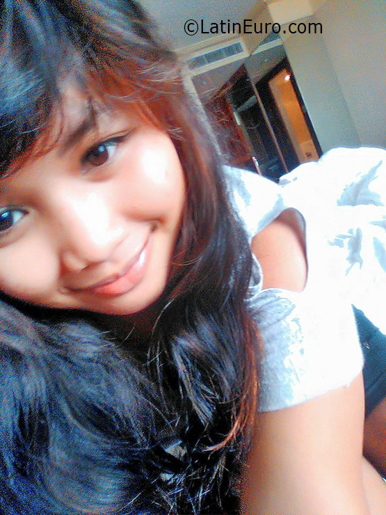 Date this georgeous Philippines girl Jennifer from Quezon City PH907