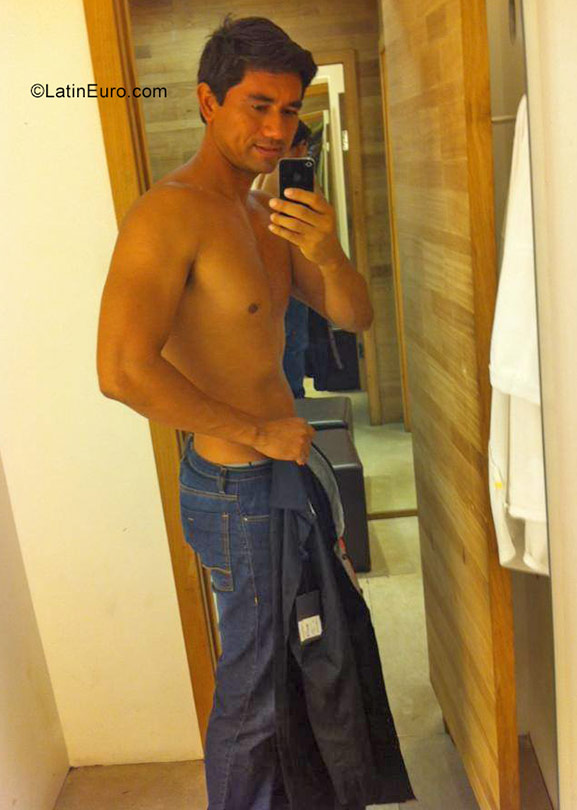 Date this charming Brazil man Rafael from Sao Luis BR9805