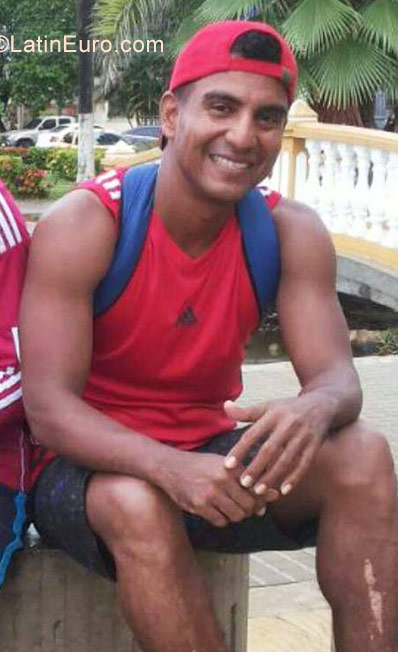 Date this lovely Colombia man Manuel from Cartagena CO20738