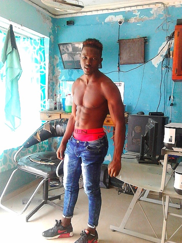 Date this hard body Dominican Republic man Fernando from Santo Domingo DO28602